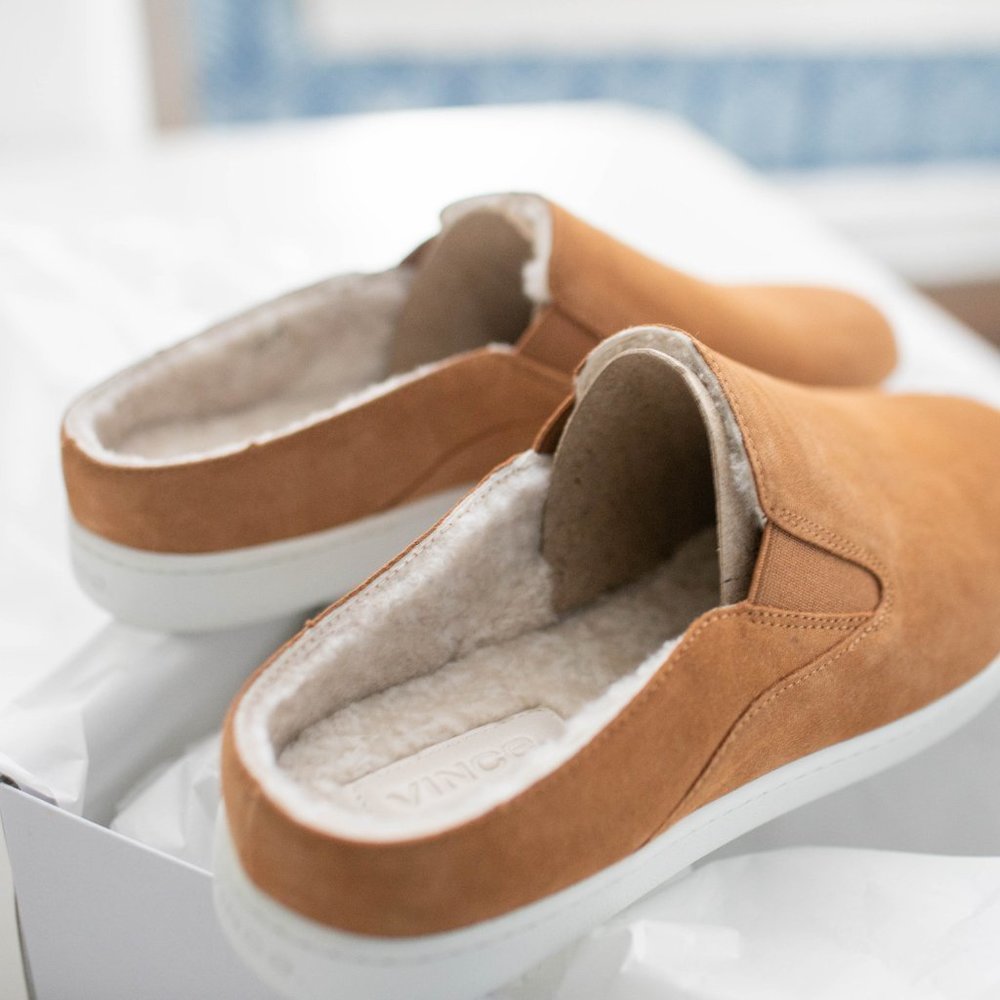 NWT Vince Verrell Suede & Shearling-Lined Backless Slip-On Sneakers Tan Sz 8.5 - Picture 2 of 8